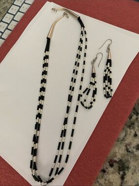 Jet And Mother of PearlStriped Beaded Layered Necklace with Matching Earrings